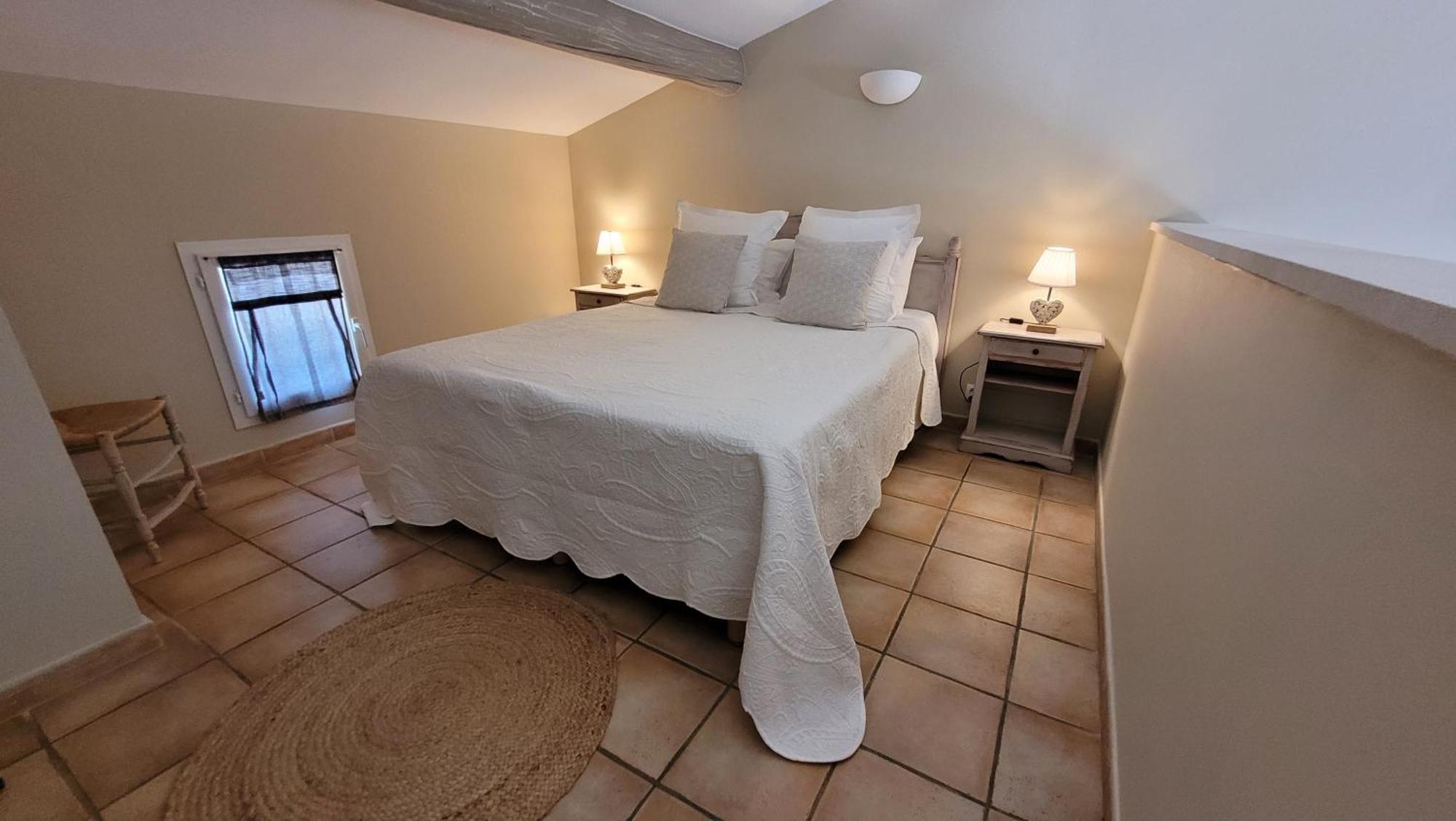 Bed and Breakfast Mas des Marguerites Maussane-les-Alpilles Exterior foto